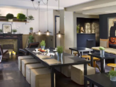 Hotel le Chat Noir Hotels in Paris