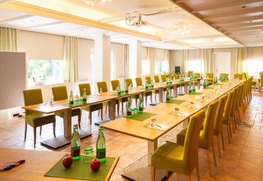 호텔 퍼스터호프