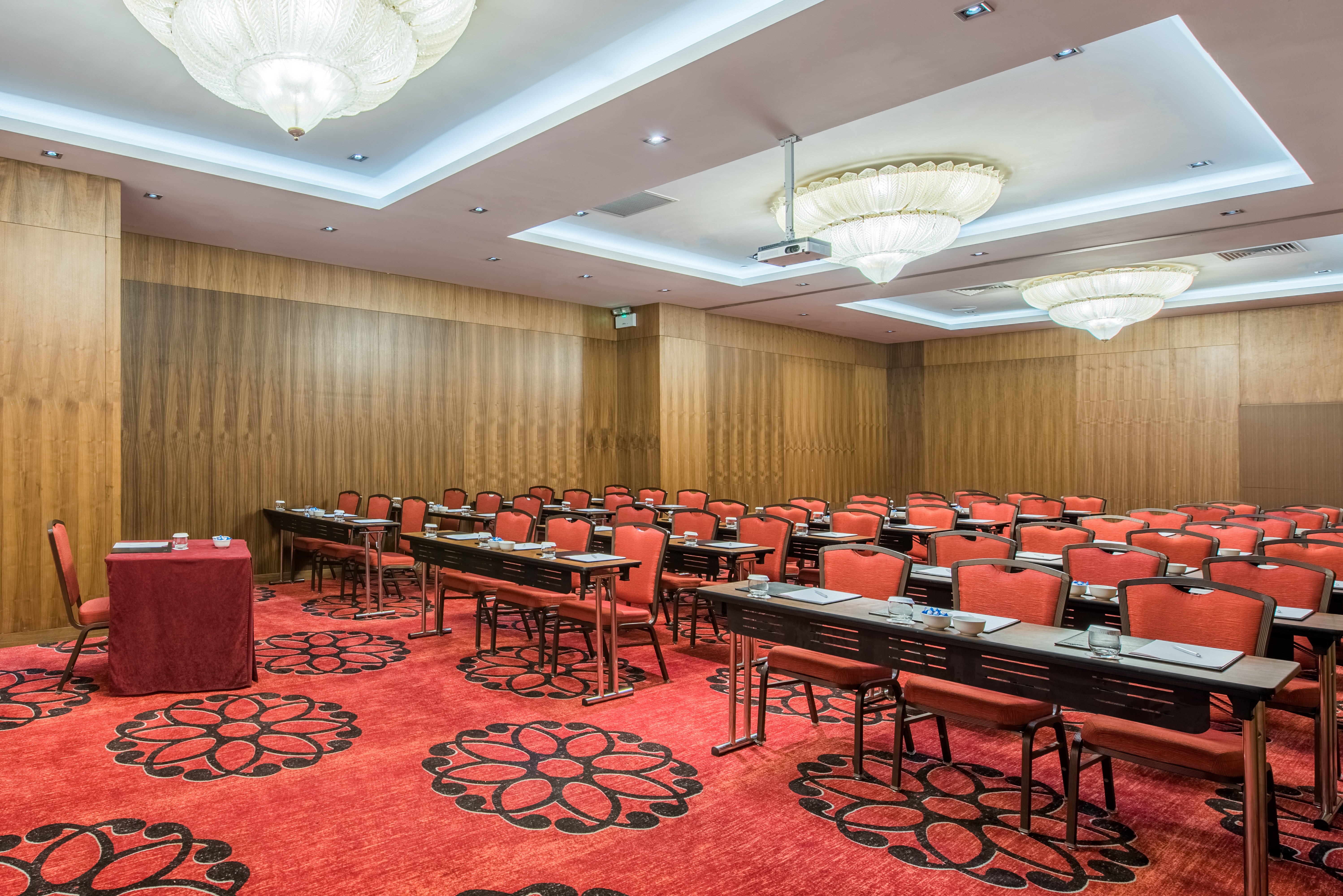 Crowne Plaza Istanbul - Harbiye (Crowne Plaza Istanbul Harbiye, an Ihg Hotel)