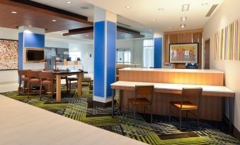 Holiday Inn Express & Suites Ottumwa