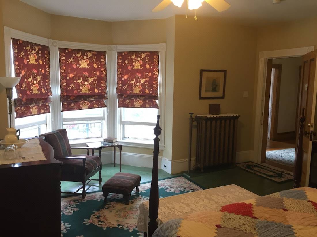Evangeline's Tower Bed & Breakfast-Parrsboro Updated 2022 Room  Price-Reviews & Deals | Trip.com