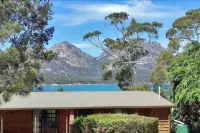 Freycinet Cottage 1