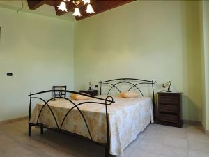 B & B Casale Frezzini