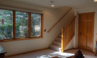 Elk Path - E.V. Reg. # 3205 - 3 Br Condo