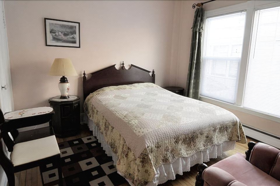 Glory Inn Downtown Moncton - Housity