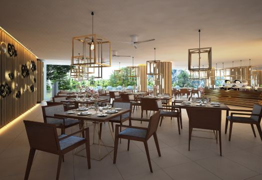 5. 센트라 바이 센..