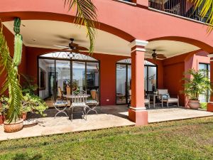 Bougainvillea 8103 - 4 Br Condo