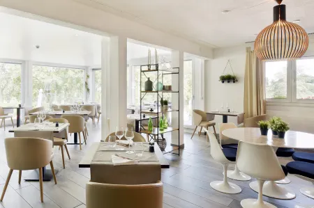 Hôtel des Mosaiques Отели в г. Валь-де-Травер