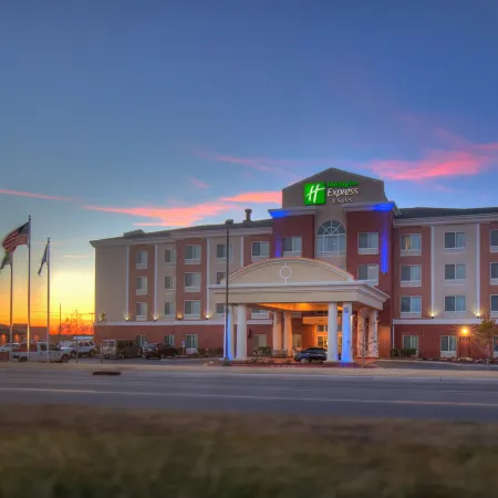 Holiday Inn Express & Suites ELK CITY by IHG