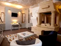 Logis Hôtels Troglododo Hotels in Sache