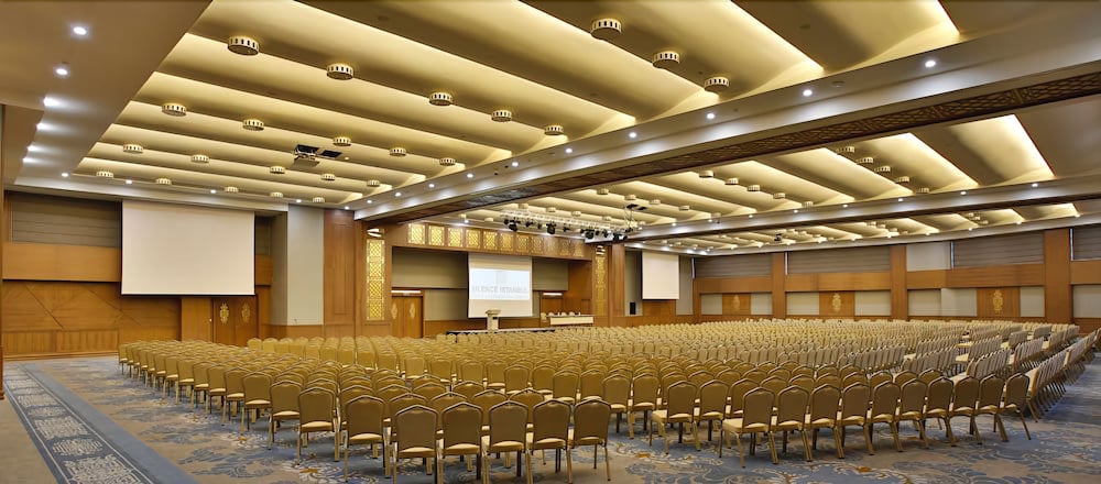 DoubleTree by Hilton Istanbul Atasehir Hotel & Conference Centre