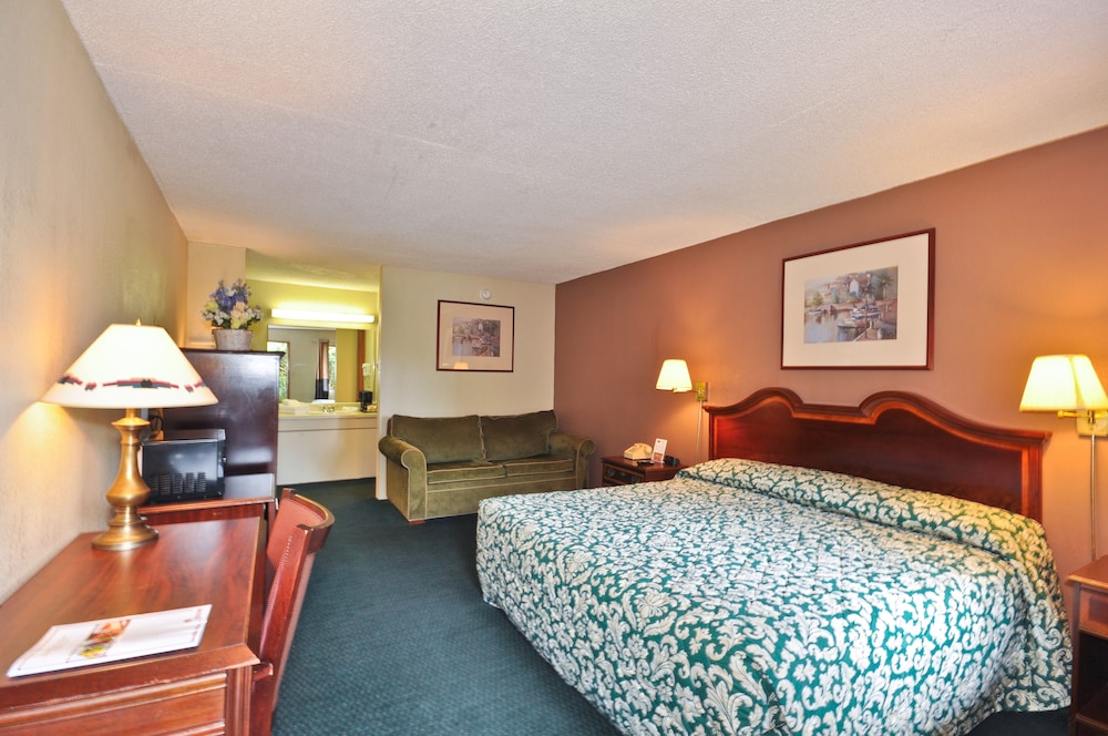 Country Hearth Inn & Suites Marietta