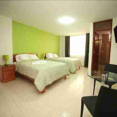 Hostal El Condado Rooms