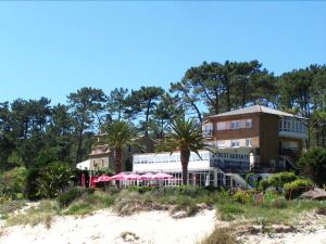 埃斯托爾迪海灘飯店