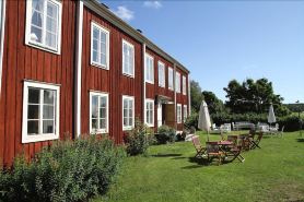 Frägsta Hälsingegård B&B