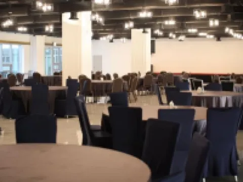 GOLDEN TULIP Incheon Airport Hotel & Suites Hotels in Incheon