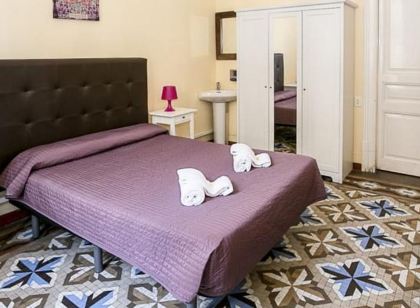 Hostal Balmes Centro