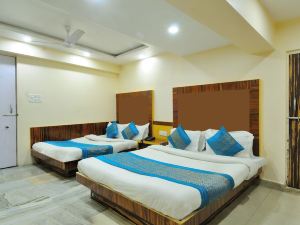 Hotel Lahorimal Deluxe Paharganj