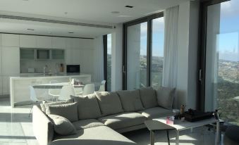 Mountain Villa with Golf Club