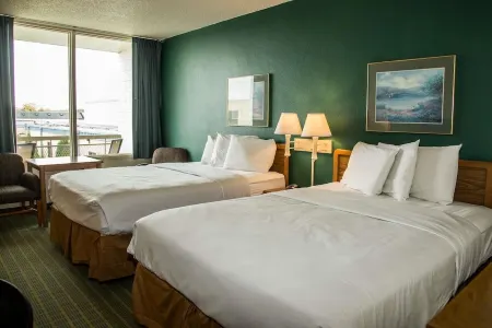 Baymont by Wyndham Fargo