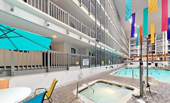 2Br Condo w/ Multiple Pools, Lazy River & Tennis 2 Bedrooms 2 Bathrooms Condo