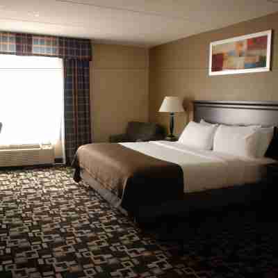 The Plaza Hotel & Suites Winona Rooms