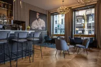Radisson Blu Schwarzer Bock Hotel Wiesbaden - bar