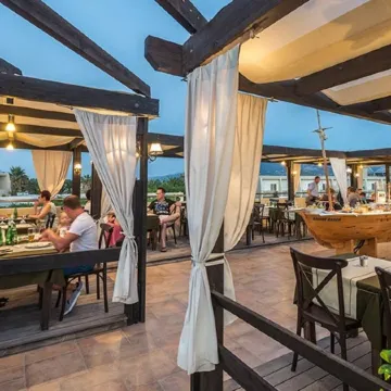 Sandy Beach - All Inclusive