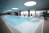 Steigenberger Airport Hotel Frankfurt - Pools