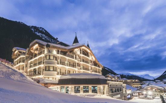Schlosshotel Ischgl-Ischgl Updated 2022 Room Price-Reviews & Deals |  Trip.com
