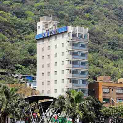 基隆蔚藍海景旅店 Hotel Exterior