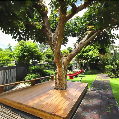 Garden Life Hostel