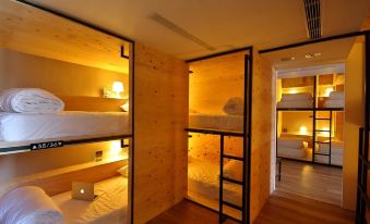 Miniwest Hotel