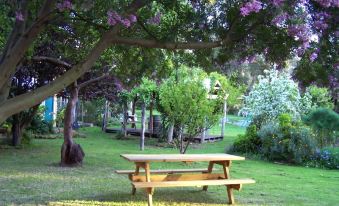 Porongurup Village Inn Cottages