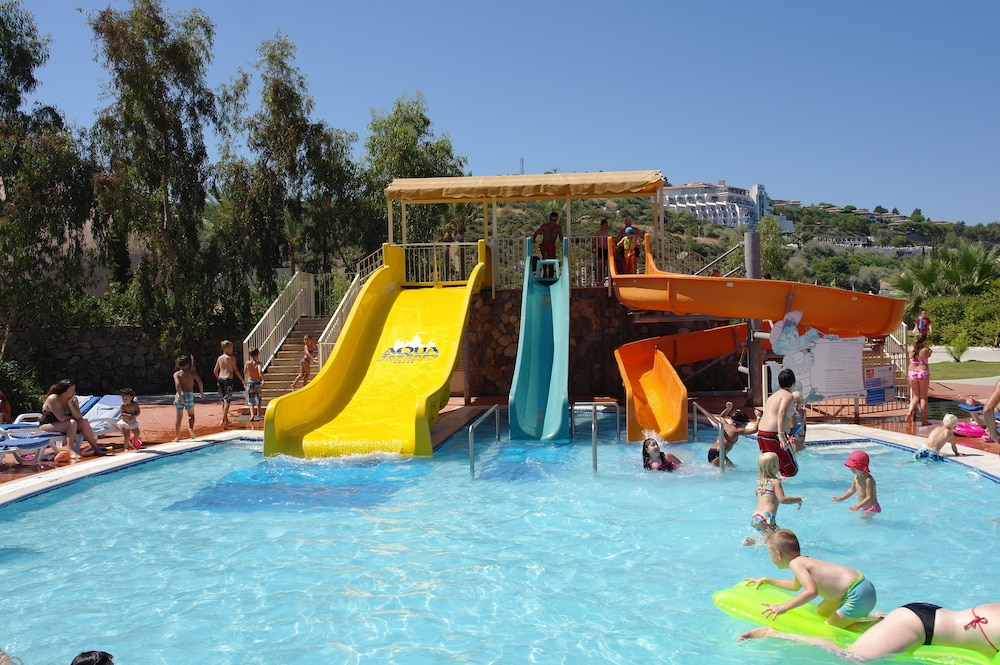 Aqua Fantasy Aquapark Hotel & Spa - All Inclusive