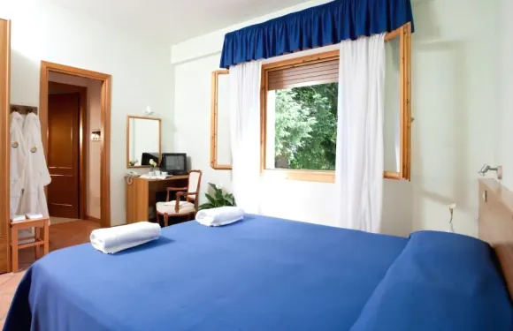 奧羅拉皮克洛酒店