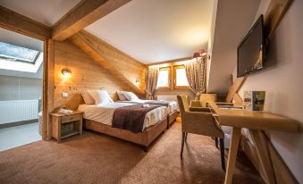 Les Gourmets - Chalet Hotel