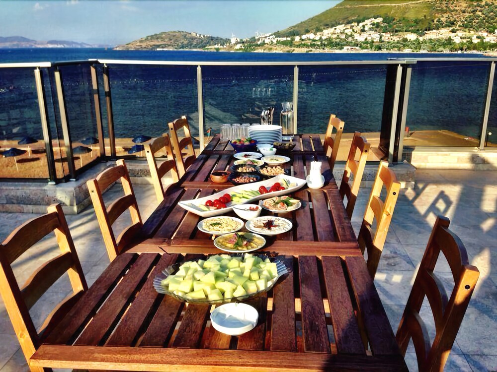 Nemrut Bay Otel