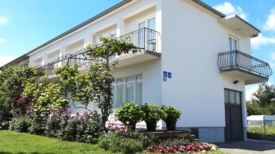Apartments Granzola