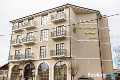 The Arlington Boutique Hotel