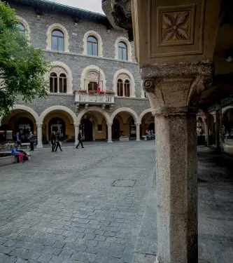 澤恩德拉利石窟賓館