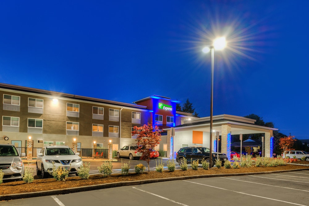 Holiday Inn Express Newberg - Wine Country, an Ihg Hotel