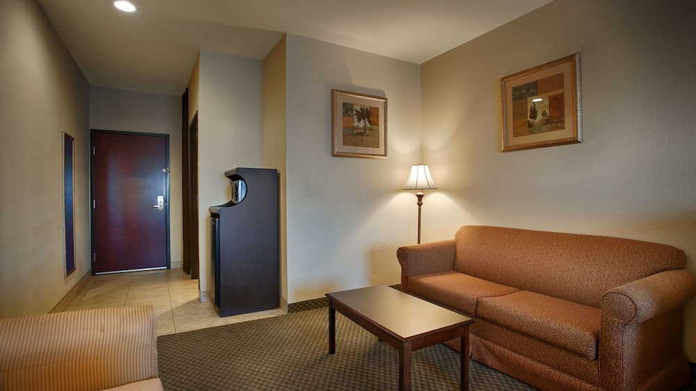 Best Western La Grange Inn & Suites