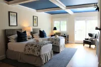 The Inn at Pleasant Beach Hotels in Bainbridge Island