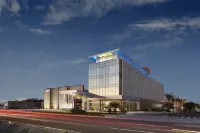 Aloft Queretaro Hotels near Centro de congresos y convenciones Queretaro