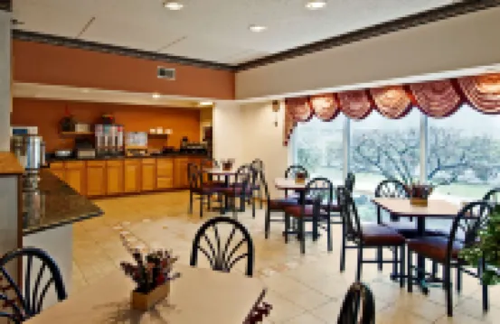 Americas Best Value Inn & Suites Waukegan/Gurnee