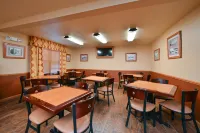 Duluth Inn & Suites Near Spirit Mountain Hotels in Proctor