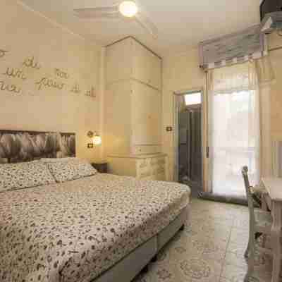 L'Antico Borgo Elena Noli Rooms