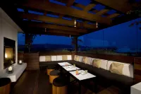 Sixty Beverly Hills - breakfast