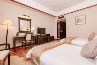 Jin Du Hotel Hotels in Luohe